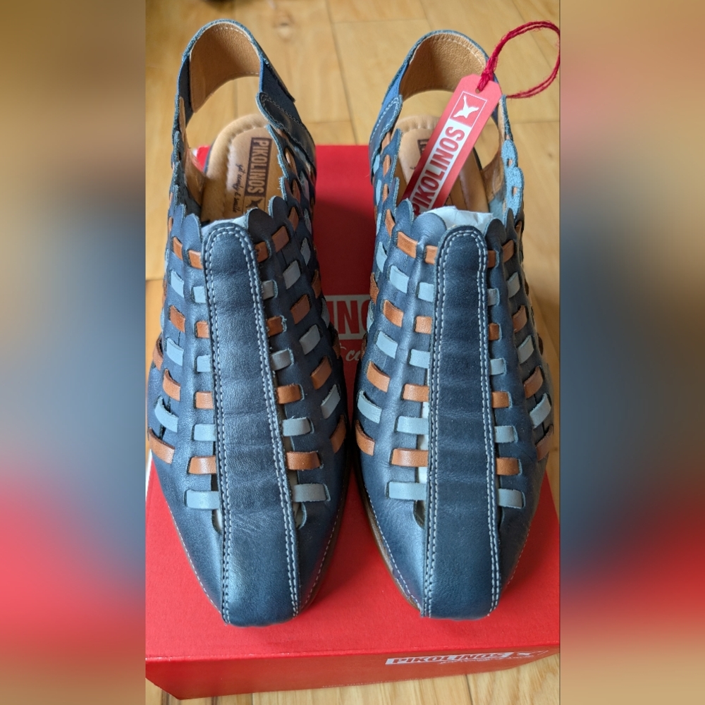 Pikolinos Blue and Brown Leather Sandals